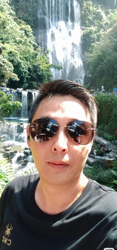 小小帅哥的第一张照片--玉林相亲服务中心