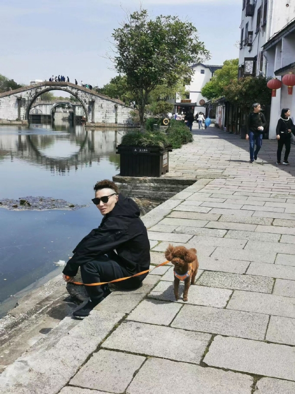 皮卡丘的第一张照片--玉林相亲服务中心
