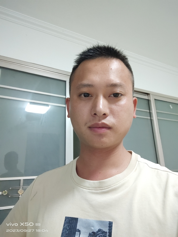 小yan同学的第一张照片--玉林相亲服务中心
