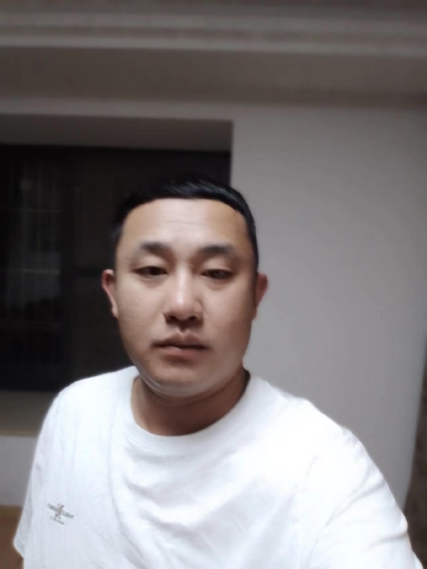 魔尊的第二张照片--玉林相亲服务中心