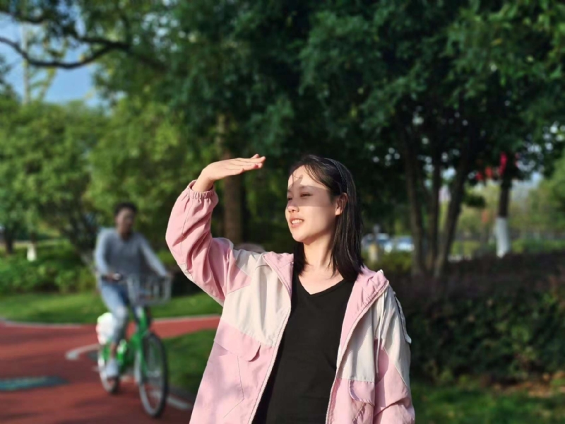 达拉崩吧的第一张照片--玉林相亲服务中心