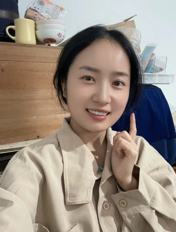 多喝热水的第一张照片--玉林相亲服务中心