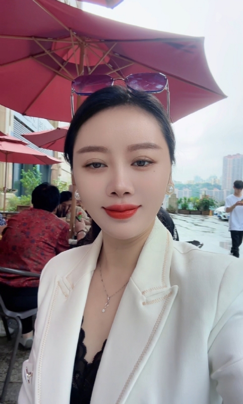 Angela的第一张照片--玉林相亲服务中心