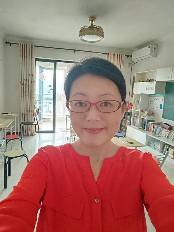 丽华的第二张照片--玉林相亲服务中心