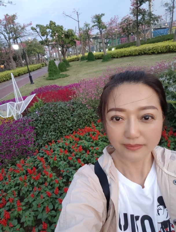 m云朵的第一张照片--玉林相亲服务中心