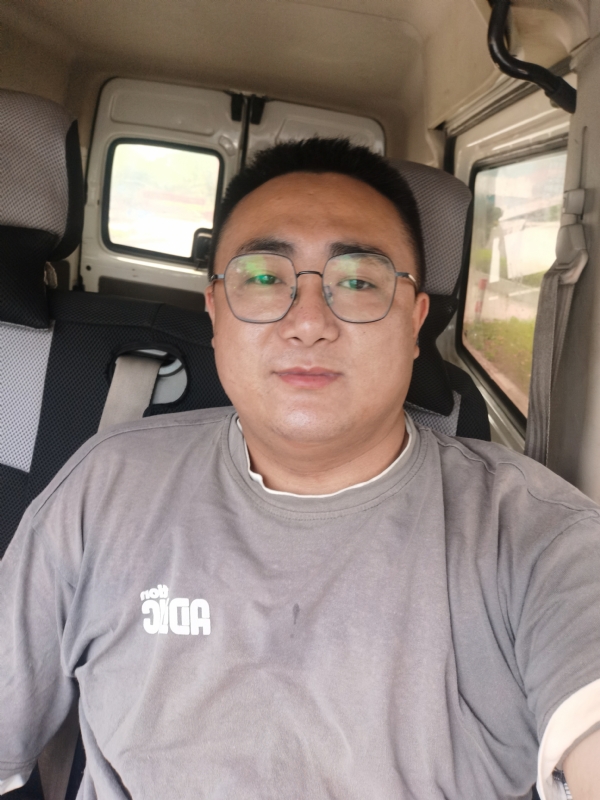 奇卡的第二张照片--玉林相亲服务中心