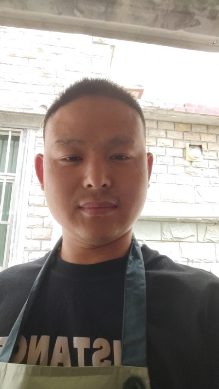 时光流逝的第一张照片--玉林相亲服务中心
