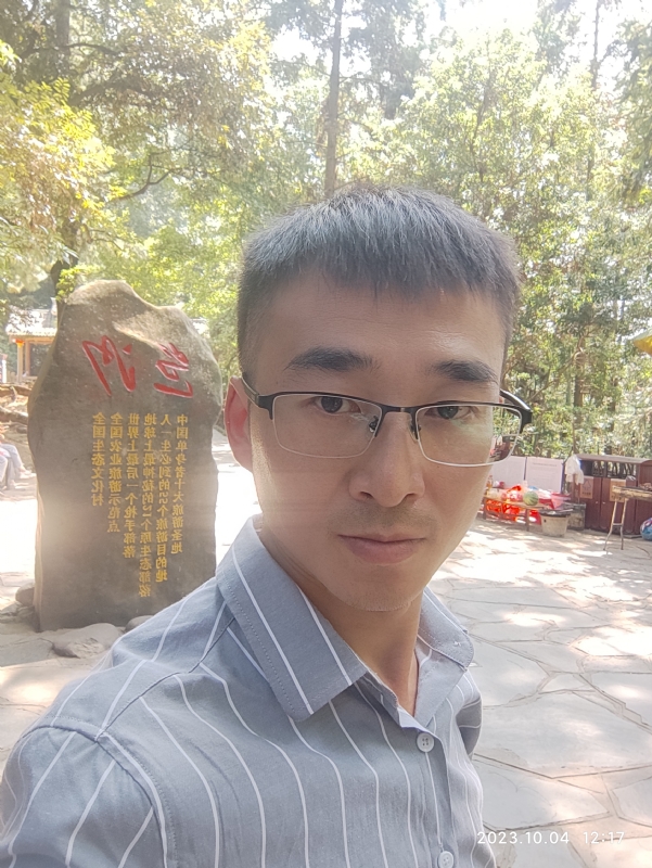 未来可期的第一张照片--玉林相亲服务中心