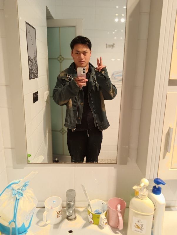 自律的MAN的第一张照片--玉林相亲服务中心