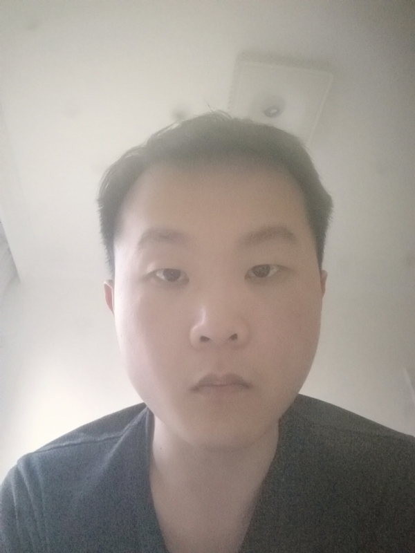 下个瞬间的你的第一张照片--玉林相亲服务中心