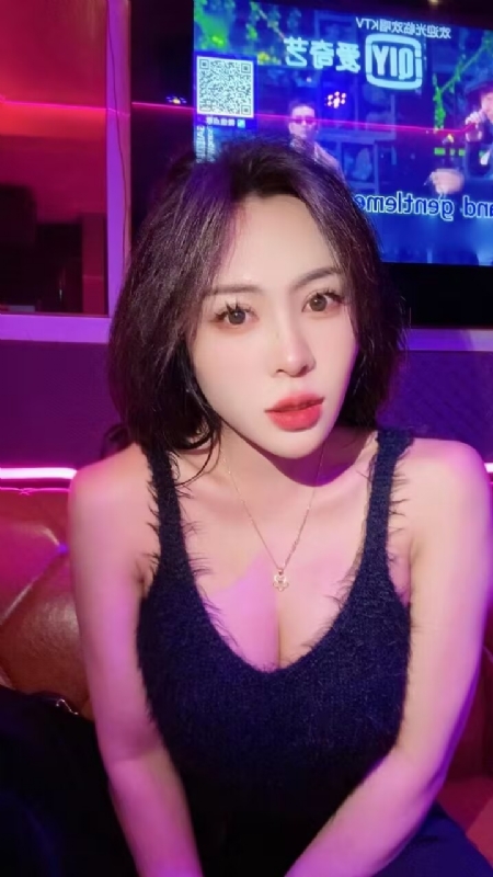 素素可月的第一张照片--玉林相亲服务中心