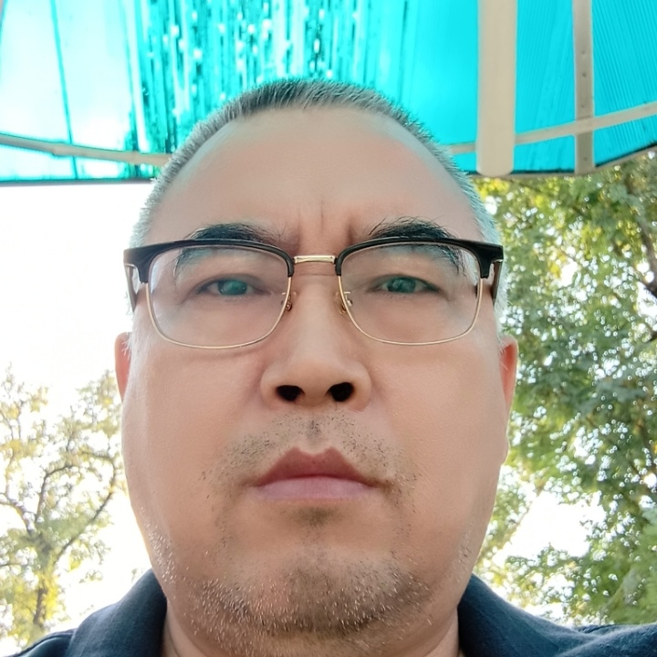 绿萝的第一张照片--玉林相亲服务中心