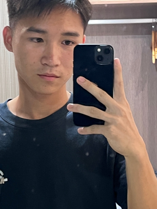 画家的第一张照片--玉林相亲服务中心