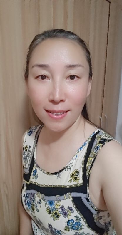 晓琴的第一张照片--玉林相亲服务中心