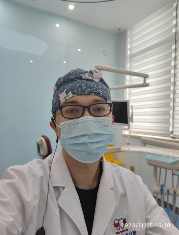 喀什相亲的第二张照片--玉林相亲服务中心