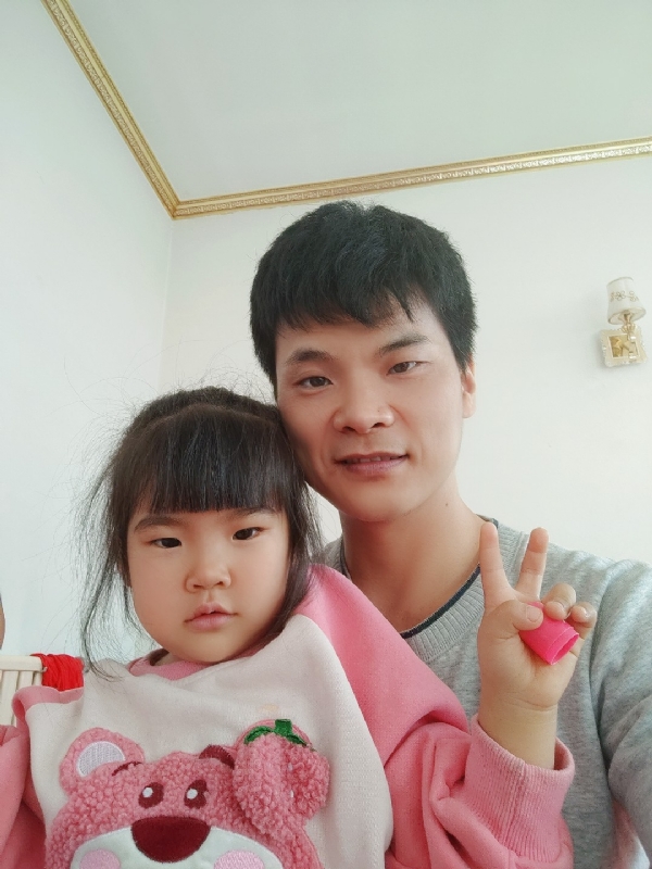 离异脱单的第一张照片--玉林相亲服务中心