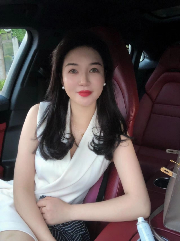 小雨的第一张照片--玉林相亲服务中心