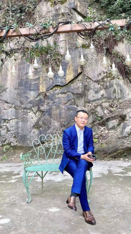 dikson的第一张照片--玉林相亲服务中心