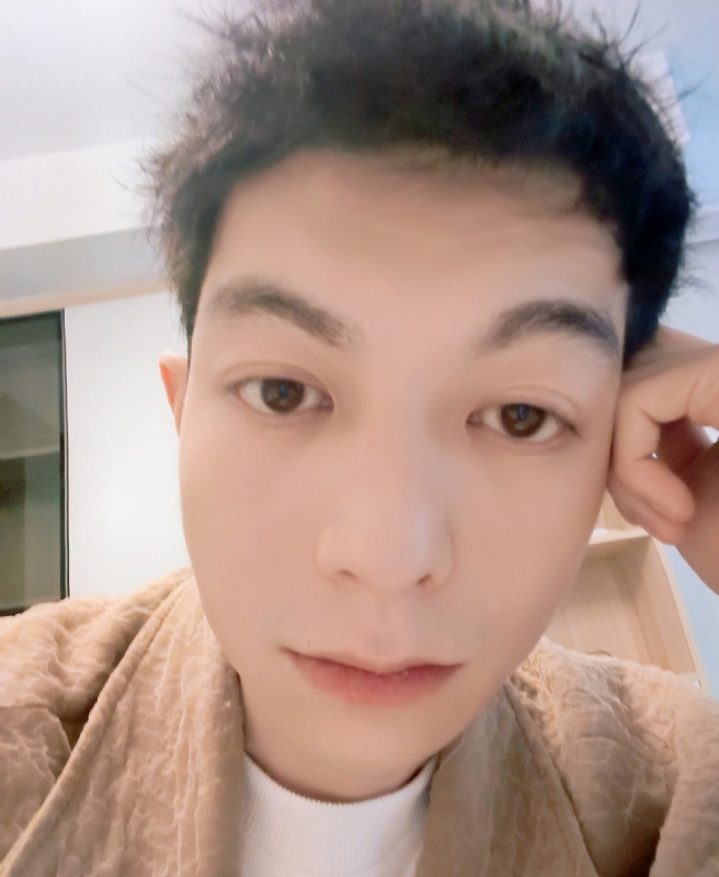 慕白的第一张照片--玉林相亲服务中心
