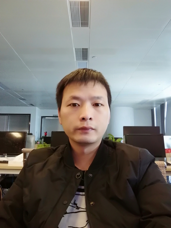 刘堃的第一张照片--玉林相亲服务中心