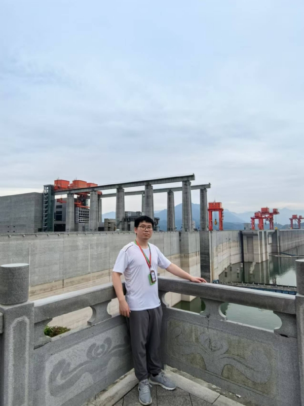 xhfsx的第一张照片--玉林相亲服务中心