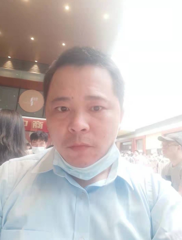 l蓝莲的第一张照片--玉林相亲服务中心