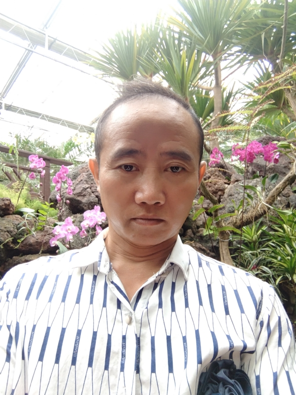 闲云盘鹤的第一张照片--玉林相亲服务中心