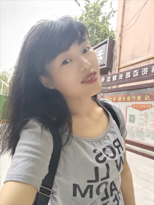心艺的第一张照片--玉林相亲服务中心