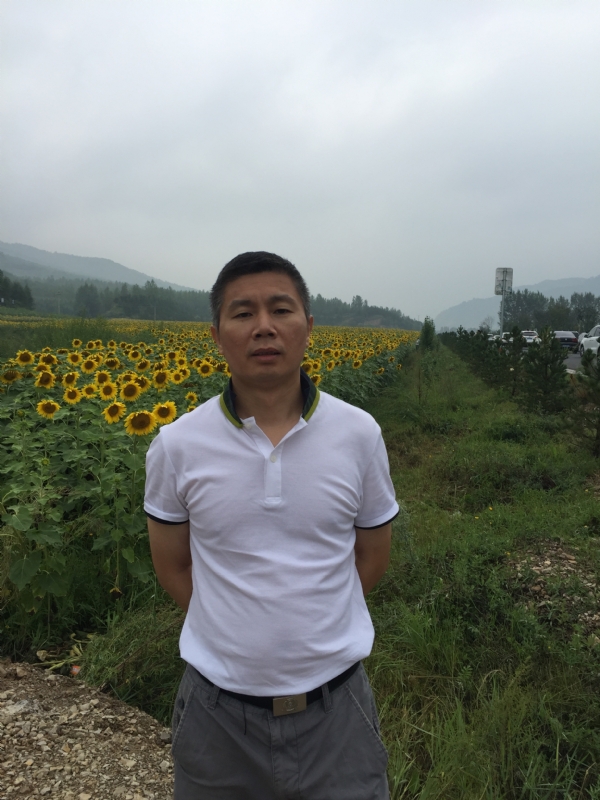 爱拼才会赢的大叔的第三张照片--玉林相亲服务中心