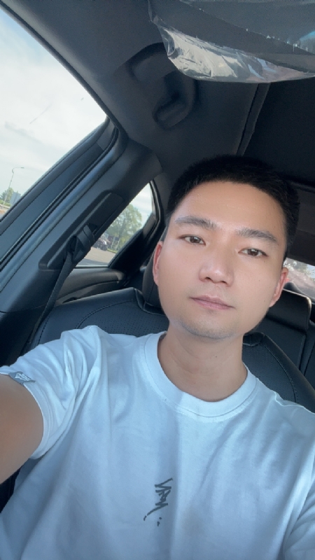 小江的第四张照片--玉林相亲服务中心