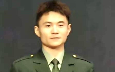 两年又三年的第一张照片--玉林相亲服务中心