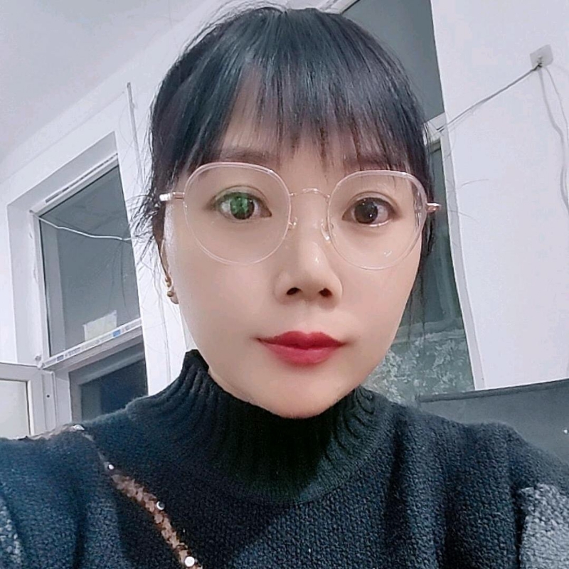 贺茂芳的第一张照片--玉林相亲服务中心