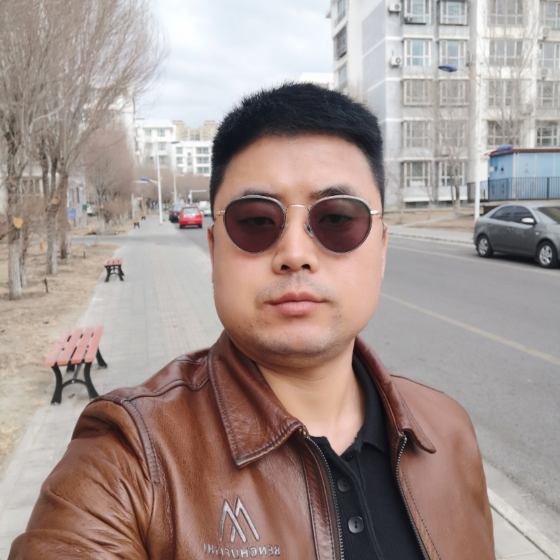 月下听风的第一张照片--玉林相亲服务中心