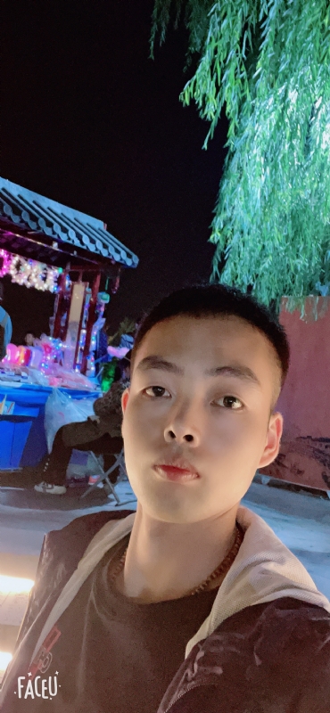 向阳而生的第一张照片--玉林相亲服务中心