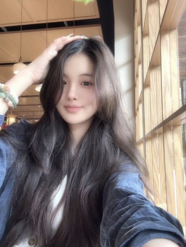 ChanBecky的第一张照片--玉林相亲服务中心