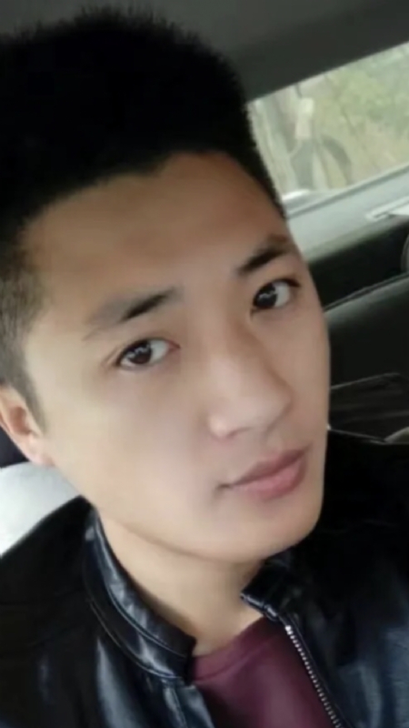 小汤米的第二张照片--玉林相亲服务中心