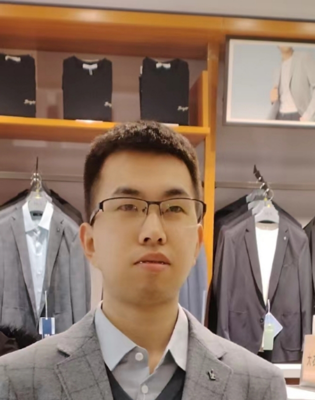 吴桐的第一张照片--玉林相亲服务中心