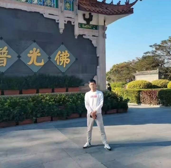 星艺的第一张照片--玉林相亲服务中心