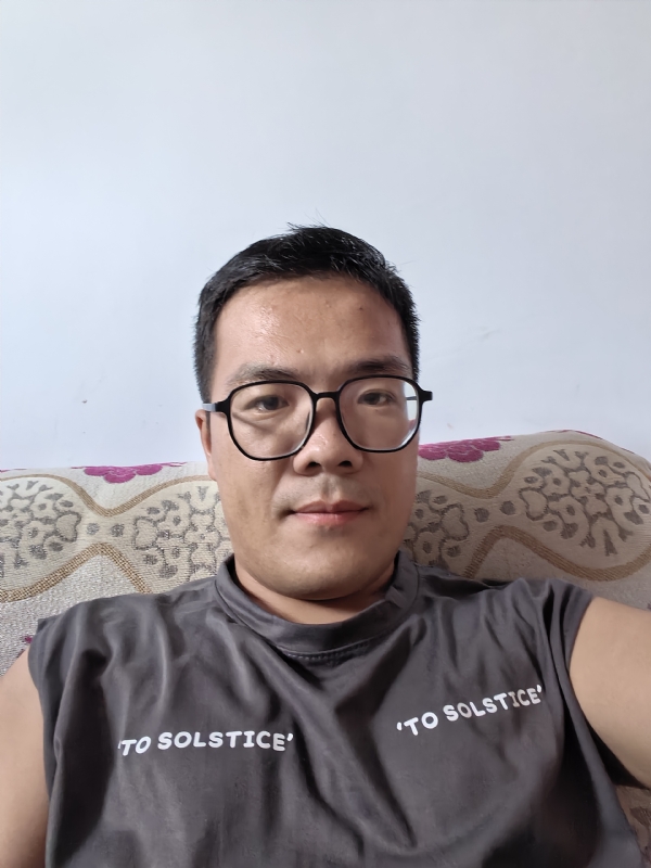 卫TF的第一张照片--玉林相亲服务中心