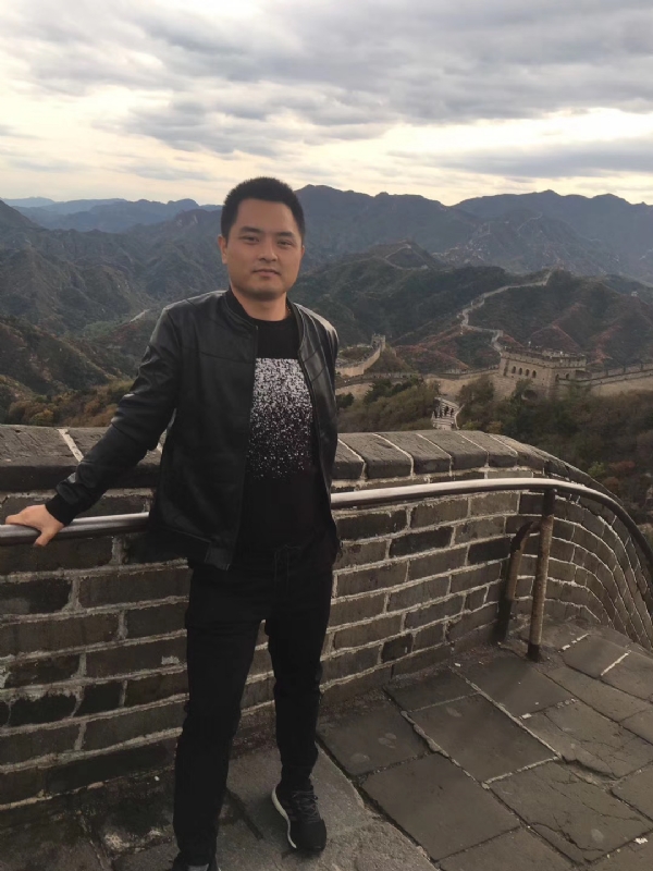 海阔天空的第一张照片--玉林相亲服务中心