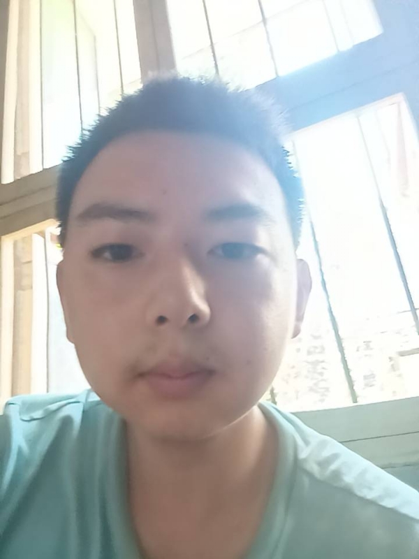 小黄的第一张照片--玉林相亲服务中心
