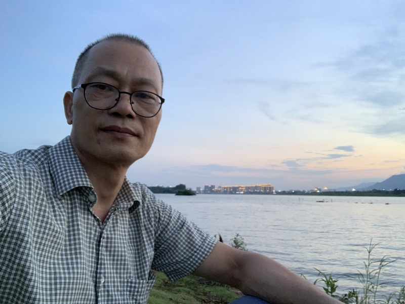 独行侠的第一张照片--玉林相亲服务中心