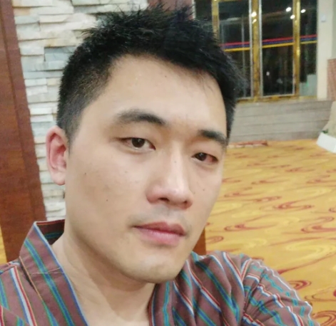 迅猎的第一张照片--玉林相亲服务中心