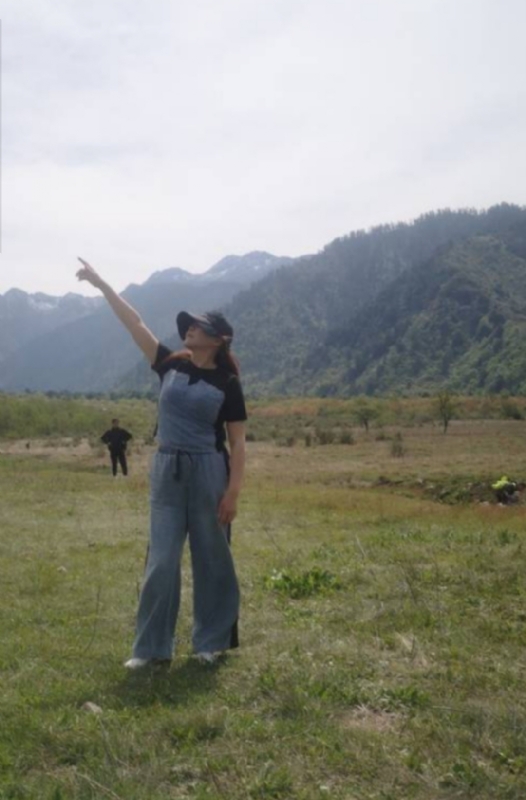 宛霞的第四张照片--玉林相亲服务中心