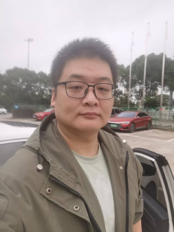 Russell的第一张照片--玉林相亲服务中心