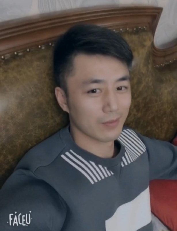 楊政宇的第一张照片--玉林相亲服务中心