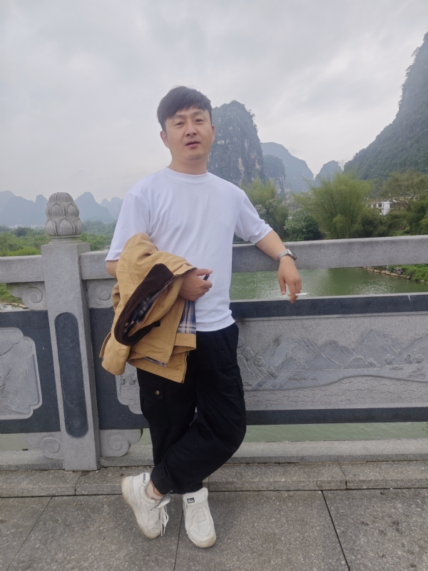 天选之人的第三张照片--玉林相亲服务中心