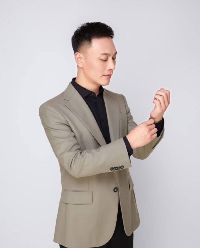 非凡人生的第一张照片--玉林相亲服务中心