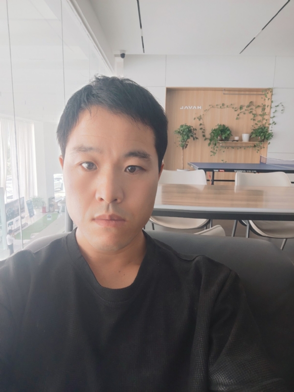 吊挂看风景的第一张照片--玉林相亲服务中心