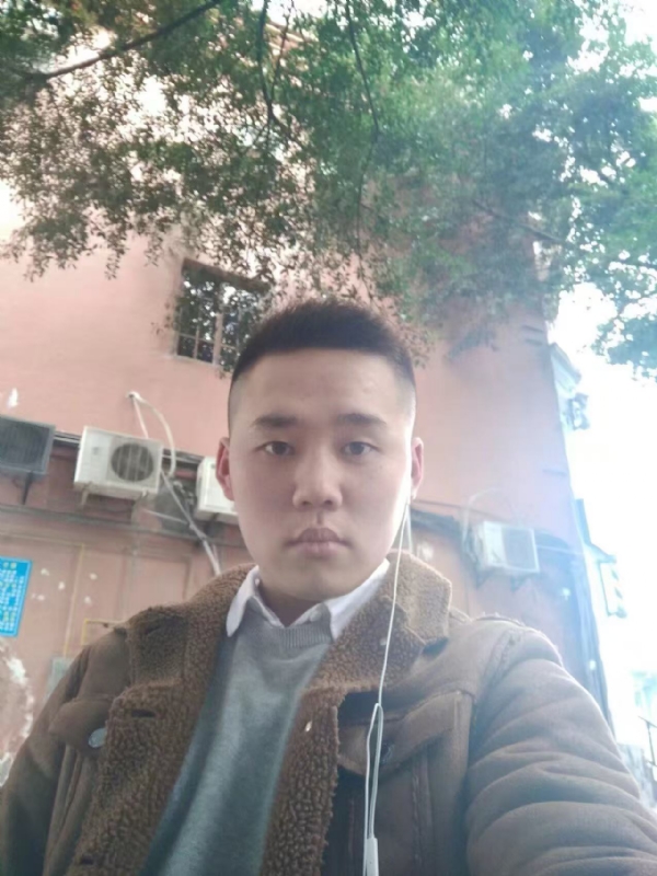 想了很久的男人的第一张照片--玉林相亲服务中心